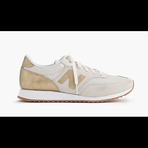 New Balance 520 Sneakers